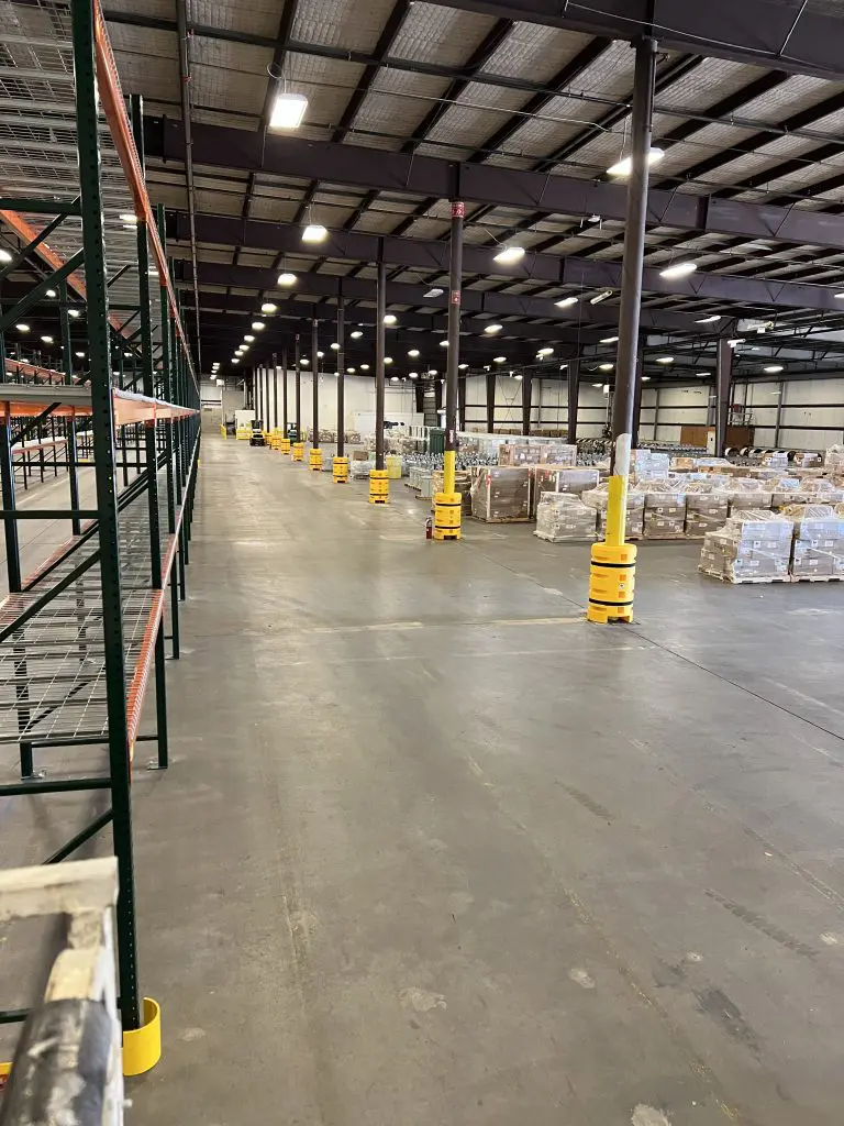 Storage warehouse
