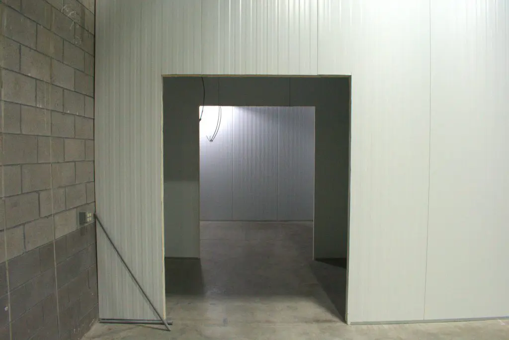 IMP Wall Doorway