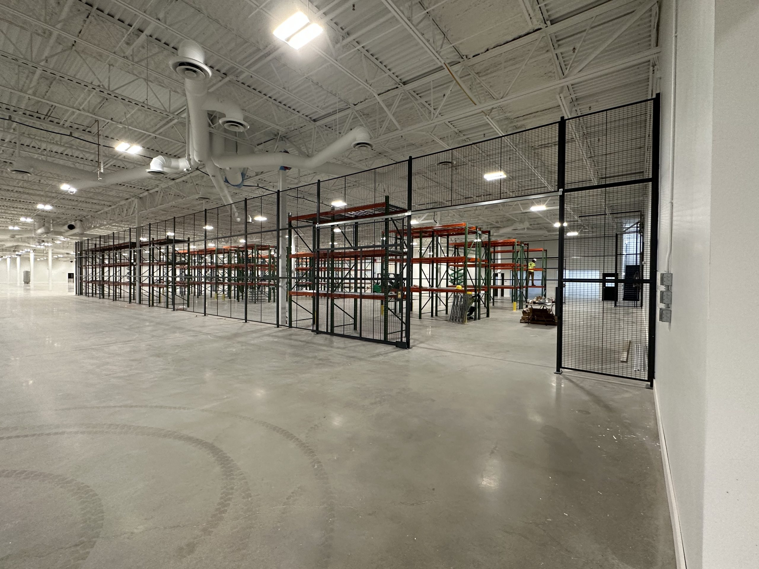 wire cage and pallet racking